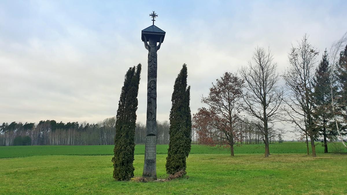 Poeto Bernardo Brazdžionio tėviškė Stebeikėlių kaime